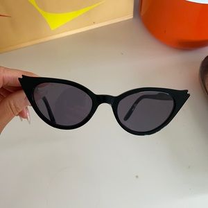 Sabella illesteva Black cat Eye sunglasses